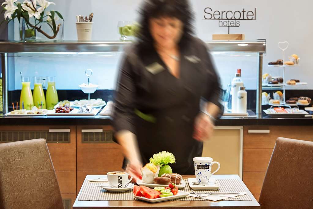 โรงแรมเซอร์โคเทล ปอร์ตาเลส โลโกรโญ ร้านอาหาร รูปภาพ